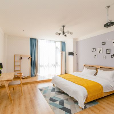 景观影咖大床房