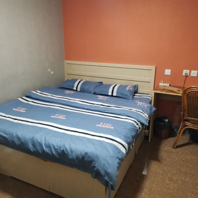 大床房（无窗）