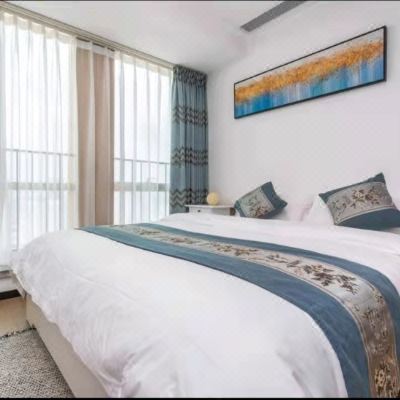 商务精品大床房（带内阳台+洗烘一体机+冰箱）