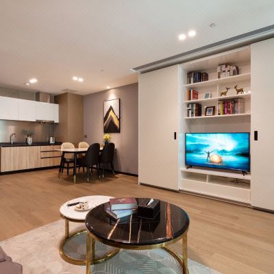 臻选宽景两室套房(两室两厅+洗烘一体机+冰箱)