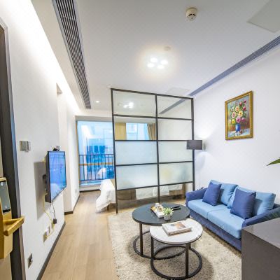 雅致一室一厅大床房（洗烘一体机+冰箱）