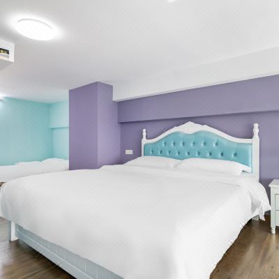 合悦复式家庭房（冰箱+洗衣机+阳台）