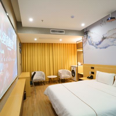 巨幕影视大床房