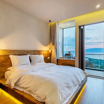 归水·湖景大床房