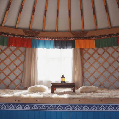 蒙古包特色榻榻米亲子房