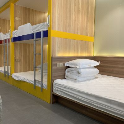 网红轻奢五人套房[全系升级32G内存+永劫无间不卡+i7-2060S+2K电竞屏+网吧特权]