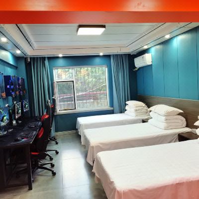 电竞豪华三人间[i9 12900KF+RTX3080/10G+外星人专用屏+智能语音]