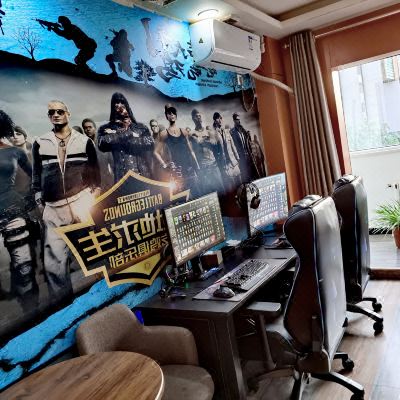 电竞兄弟两人间[i7 9700K+RTX2070S+华硕玩家国度144Hz/泰坦165Hz]