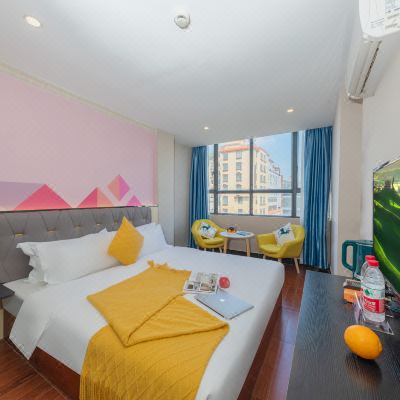 丽致雅居大床房