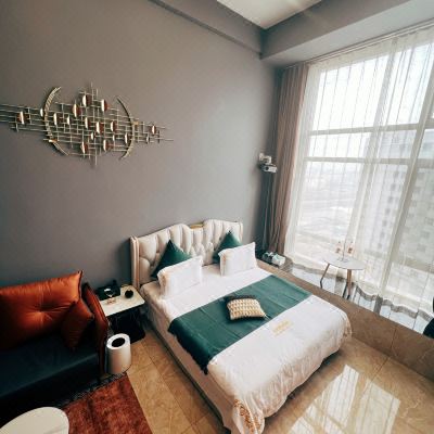 摩登轻奢巨幕投影loft复式