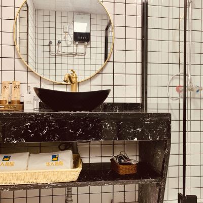 秋颜高清影院观影房