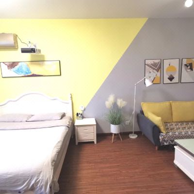 温雅投影大床房