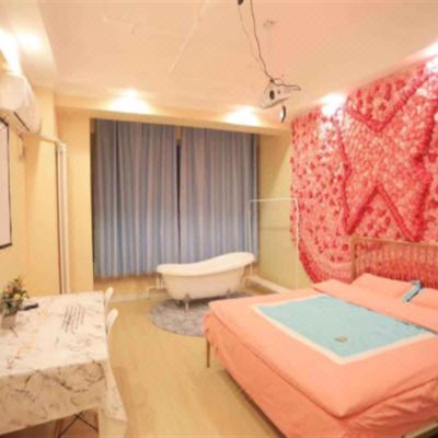 现代简约一室大床房