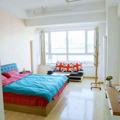 简约商务大床房