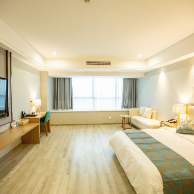 欢畅江景大床房