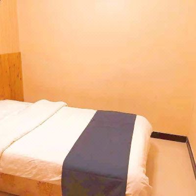 舒适单人间（中央空调）（公共卫浴）