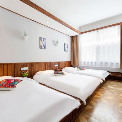 花语榻榻米三人房