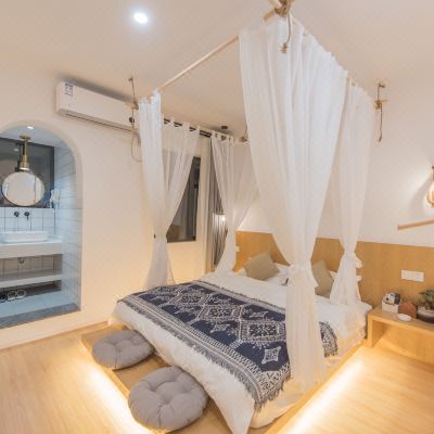 云舍投影大床房