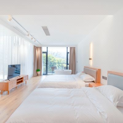 山景LOFT浴缸阳台地暖家庭套房·肆意