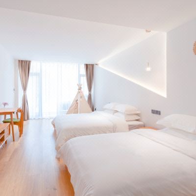 山景阳台帐篷亲子房·抱朴