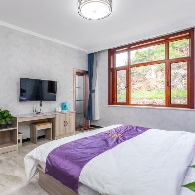 绿色一室大床房