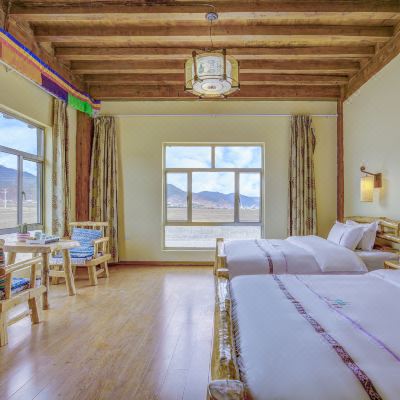 依拉草原·石卡雪山·观景双床房