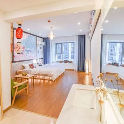 日式 晚归巨幕投影大床房