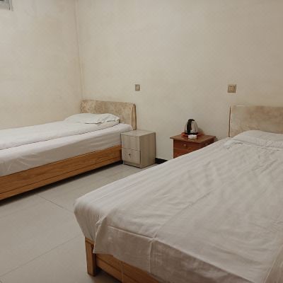 普通双床房（公共卫浴）