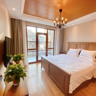 富龙豪华山景两室一厅洋房