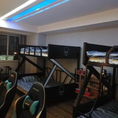 组队吃鸡四人间