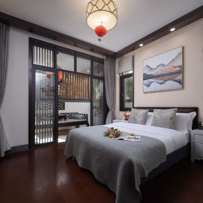 夜醉眠温馨大床房