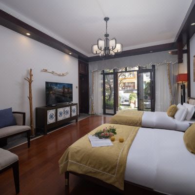 行色庭院景观双床房