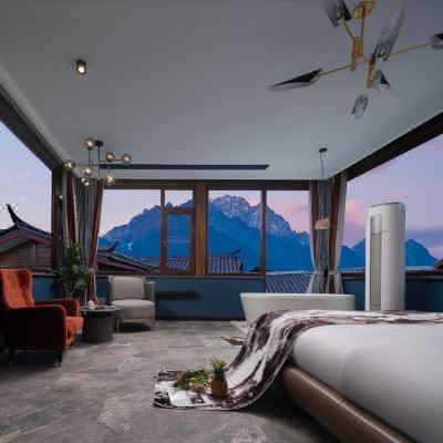 雪山影院观景套房