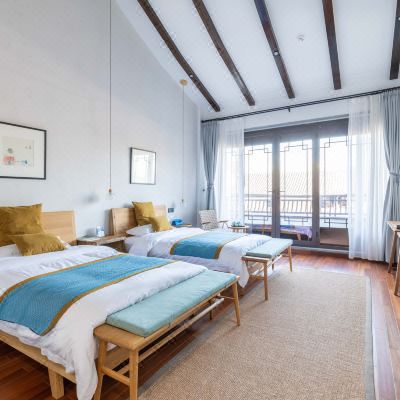 半夏临河双床房