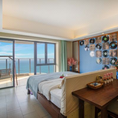 阳台一室大床房