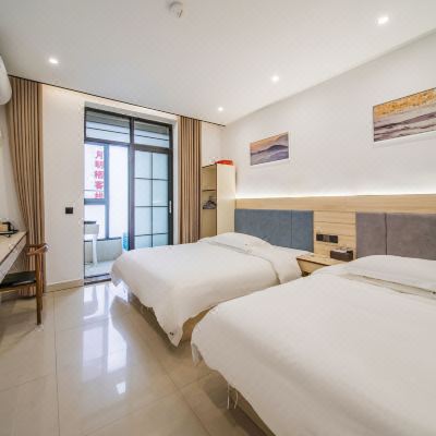 温馨轻奢双床房