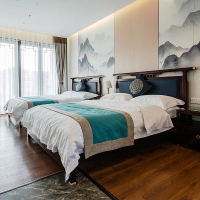 潮式豪华阳台双床房