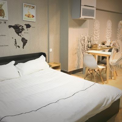 简约一室大床房B