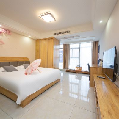 臻选简约大床房