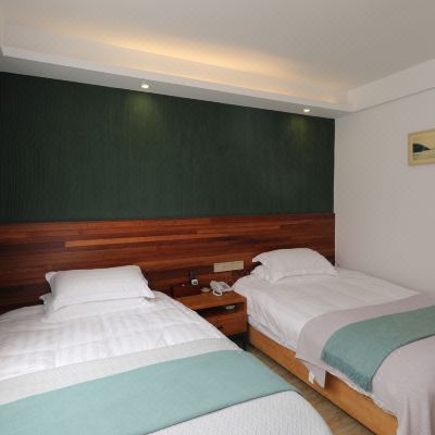 伴山雅致双床房