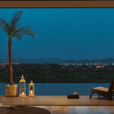 悦己·无敌景观水景温泉私汤奢华大床房