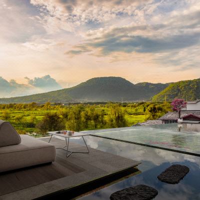 悦心·180°私家无敌观景水景露台温泉泡池奢华大床房