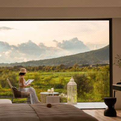 觅影·豪华温泉泡池观景阳台奢华大床房