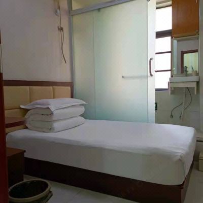 温馨特价房(公共卫浴)