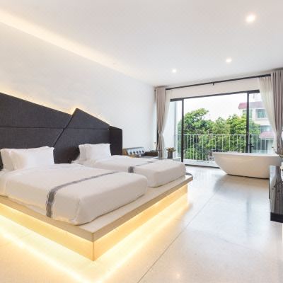 研墨·览湖全景双床房（带阳台）