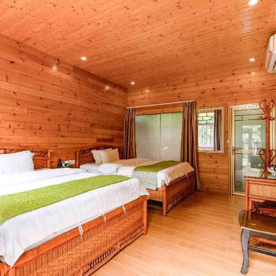 木屋泡池双床房