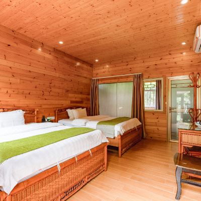 两房木屋泡池房