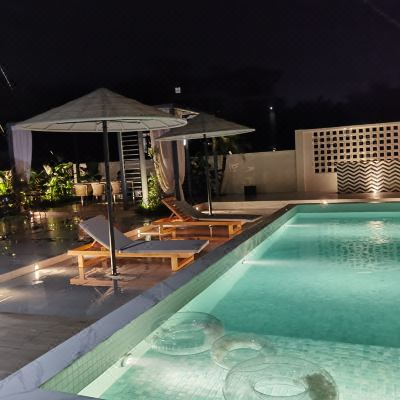 欢聚5房9床KTV麻将BBQ别墅