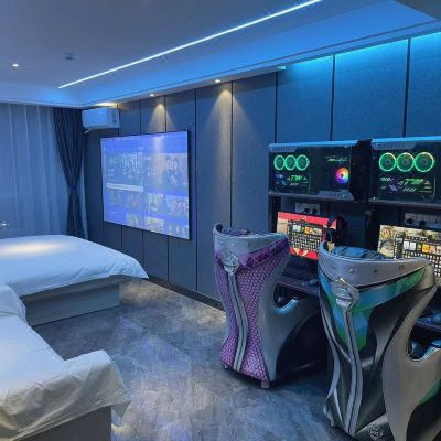 商务电脑情侣间