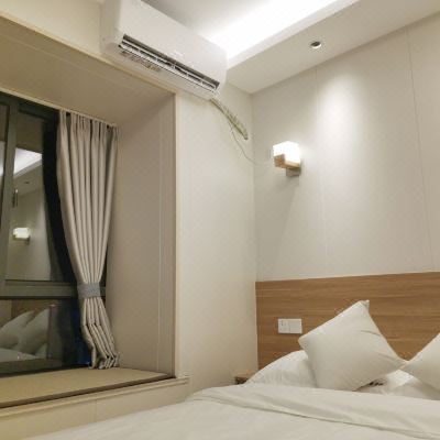 零压高级大床房（投屏观影）